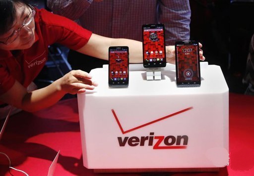 Verizon無(wú)線將發(fā)售摩托羅拉移動(dòng)Droid手機(jī)