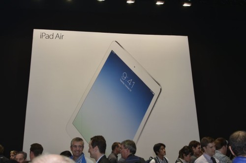 蘋果發(fā)布新款iPad Air及視網(wǎng)膜屏iPad mini